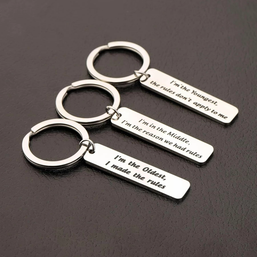 AKTAP Brother & Sister Keychain Gift Set - Personalized Sibling Jewelry for Family - Unique Gift for Brother or Sister