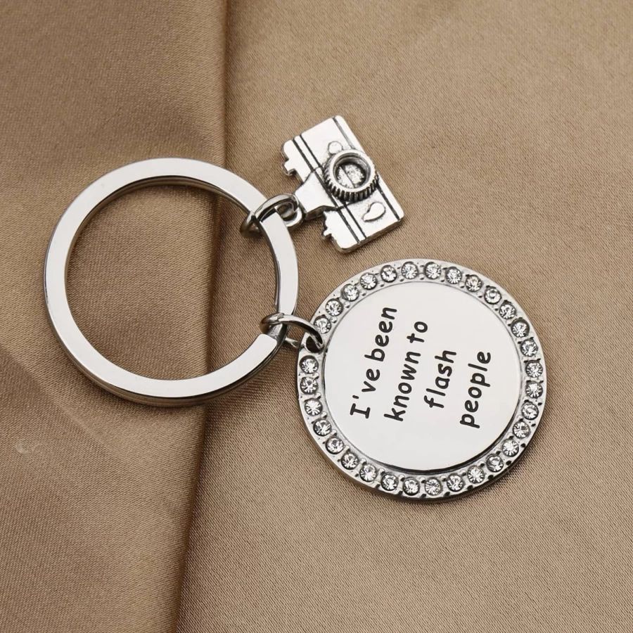 TTJHGYQO Camera Keychain - Vintage Photographer Gift with Flash Charm, Jewelry for Camera Lovers, Unique Photography Accessory