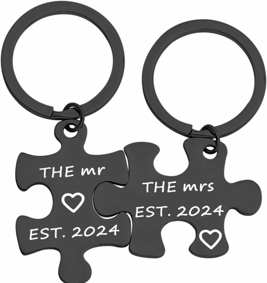 FUSTMW Mr and Mrs Keychain Set - Wedding Gifts for Couples, Engagement Gifts for Husband Wife, Newlywed Anniversary Present - Est. 2024