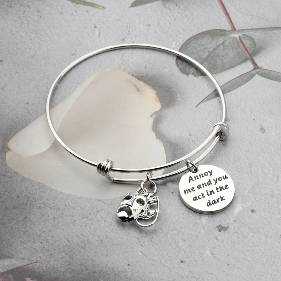 "BAUNA Broadway Drama Actor Gift Keyring – Annoy Me Keychain for Theatre & Musicals Fans"