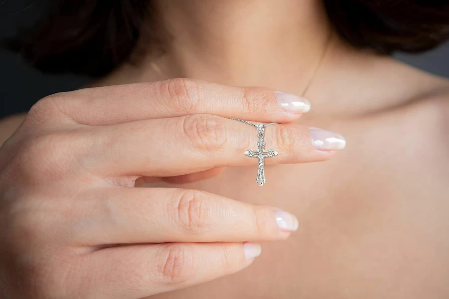 14K White Gold Cross Pendant - Religious Jewelry Gift for Men & Women by Golden Fire